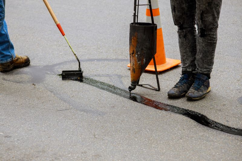 Asphalt Sealing and Maintenance