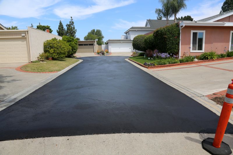 Blacktop Driveway Service